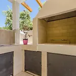 Feriehus House Jozi *